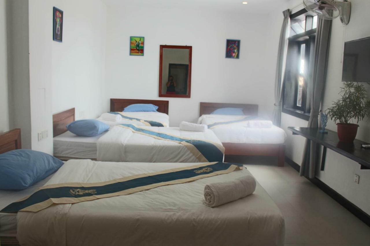 Latinos Hostel Siem Reap Extérieur photo
